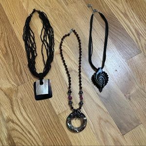 Fashion jewelry necklaces